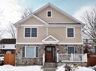 41 Hearthstone Rd, Yonkers, NY 10710