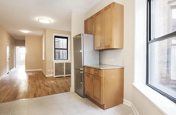 Rented by Tourma Realty LLC | media 9