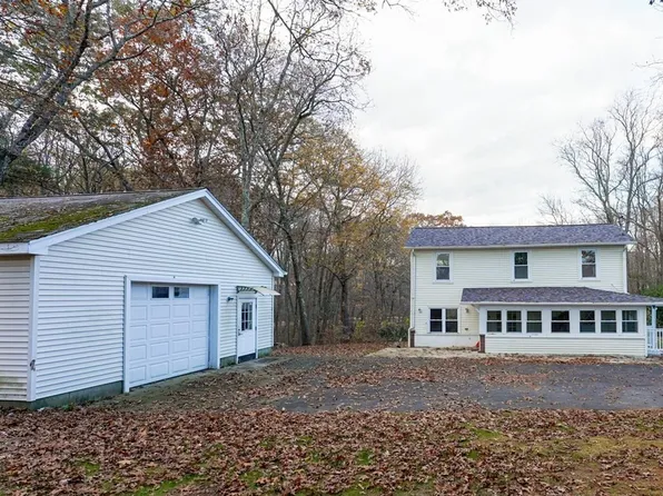 62 Milford St #A, Mendon, MA 01756