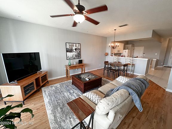 5th image of 7455 RED CRANE Lane