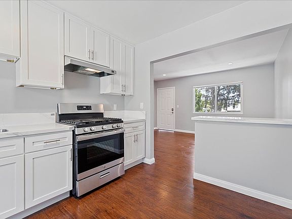 5th image of 1711 Delaware Ave APT 6