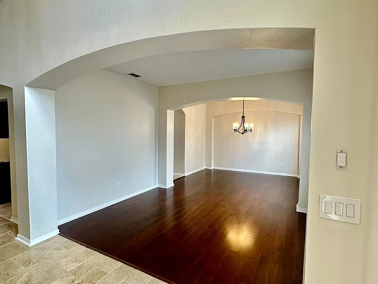 13351 Smithwick Ln — Photo 6