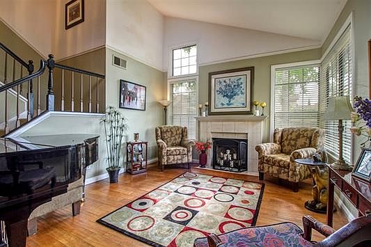 2nd image of 4192 Kerwood Ct