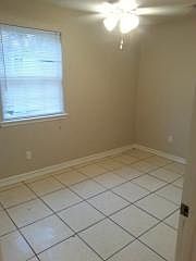 5th image of 160 Westpark Ct