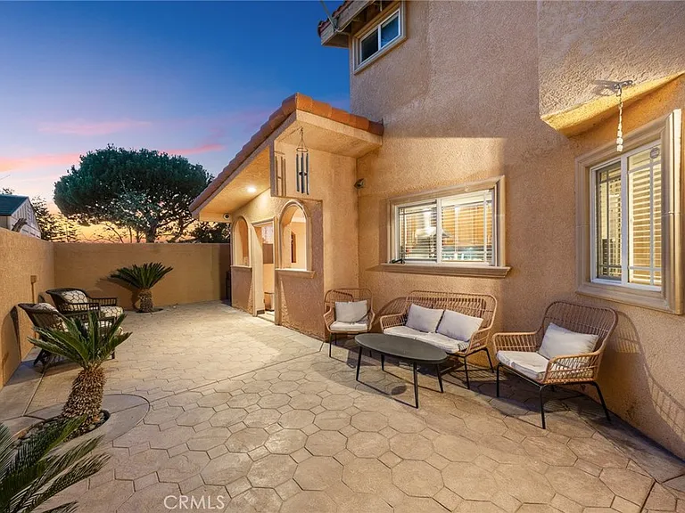 10610 Oak Tree Way — Photo 44