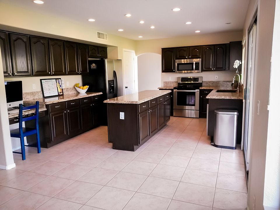 Newly remodeled kitchen 