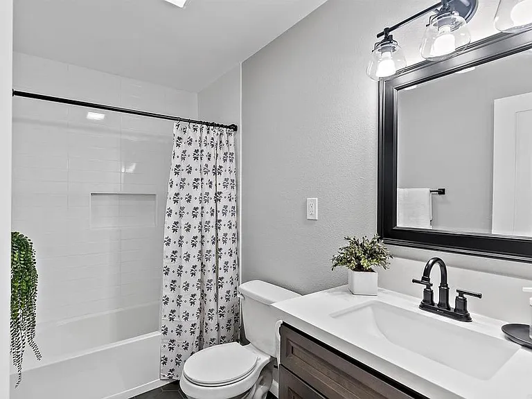 3822 Enero Ct — Photo 24