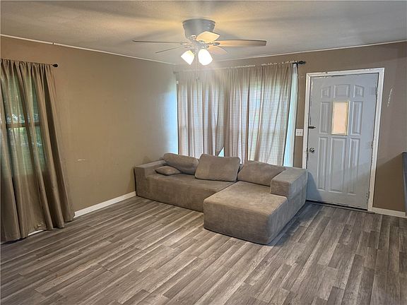 5th image of 600 Orchard Dr
