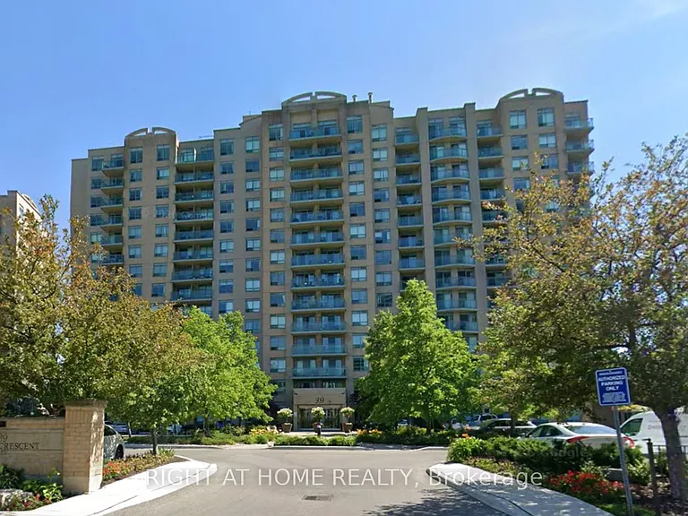 39 Oneida Cres #1121 — Photo 1