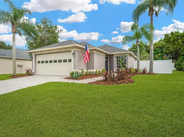 4515 Country Hills Blvd, Plant City, FL 33563