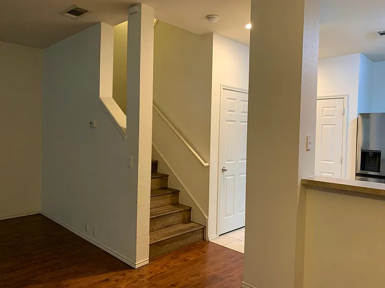 2209 Glacier Park Ln — Photo 7