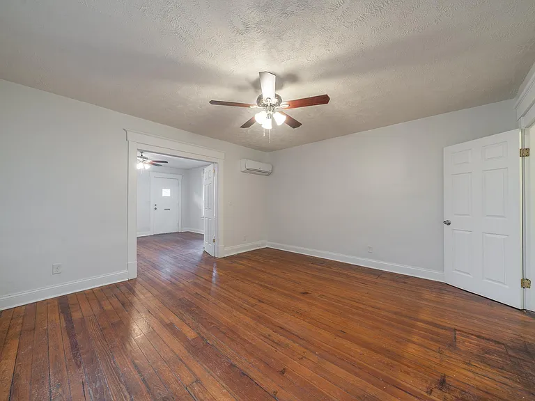 2148 Rice St #1 — Photo 8