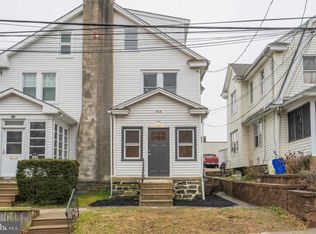 526 Wales Rd, Havertown, PA 19083