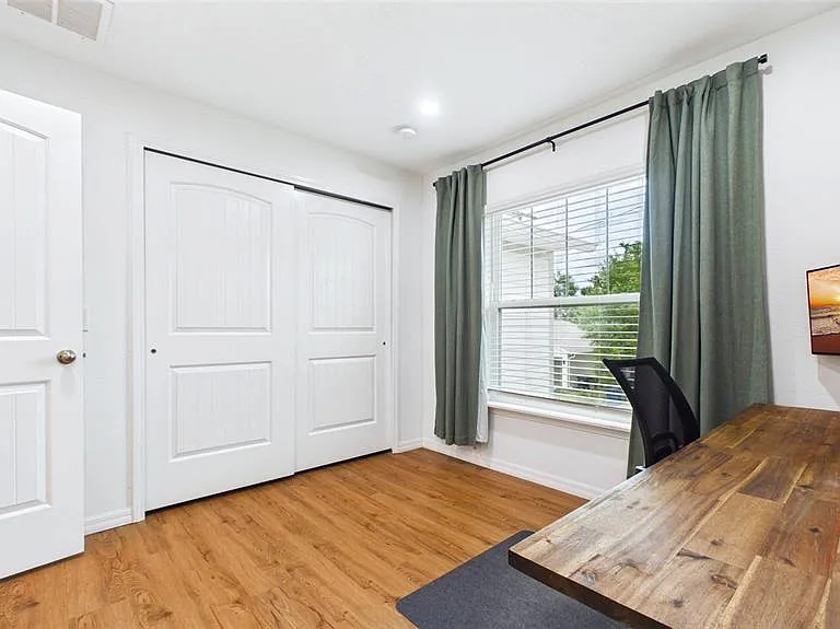 3802 E Curtis St — Photo 23