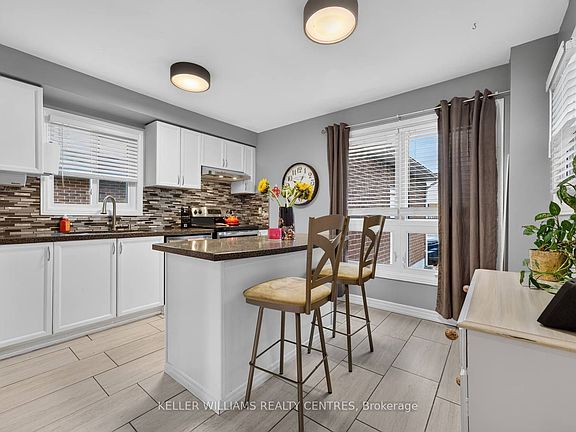 4th image of 83 Natanya Blvd