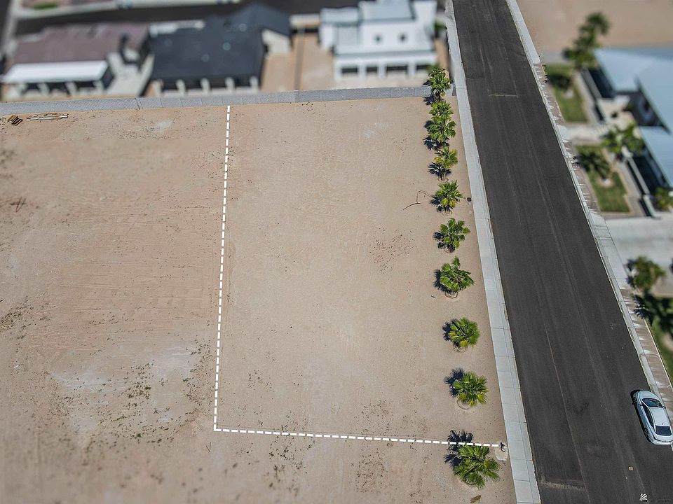 2nd image of 10210 S Del Valle