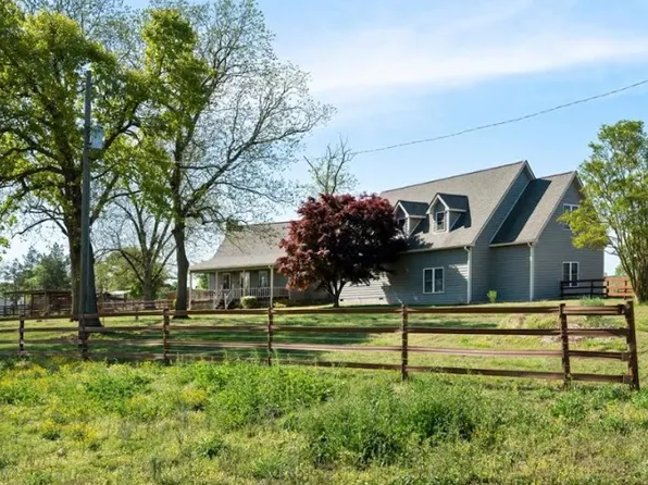 111 N Grant Rd, Seneca, SC 29678