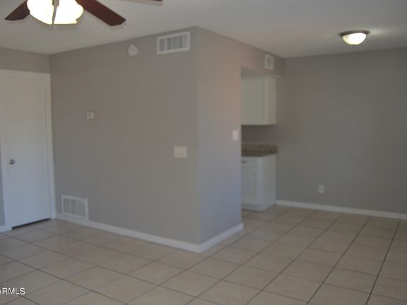 5th image of 6703 W DEVONSHIRE Avenue
