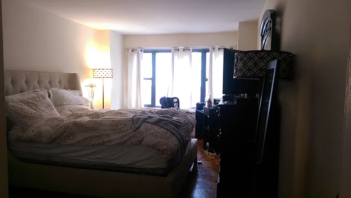 Rented by Olympia House Management | media 52