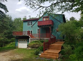 31 Plunkett Reservoir Rd, Hinsdale, MA 01235