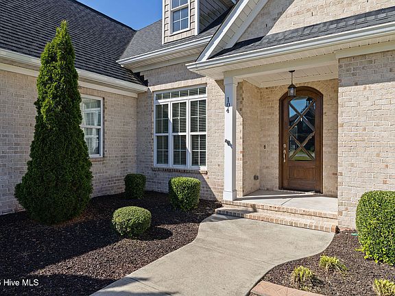 4th image of 104 Christopher Allen Drive
