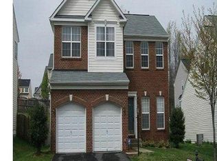 5256 Daybreak Ln, Woodbridge, VA 22193