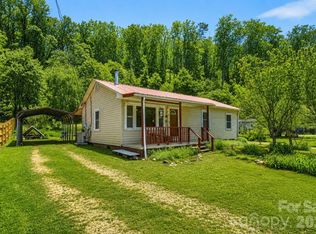 522 Old Us Highway 70 W, Old Fort, NC 28762