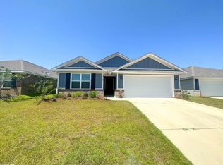 8389 Harmon St, Daphne, AL 36526