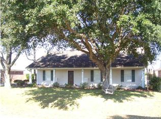 109 Sundown Dr, Broussard, LA 70518