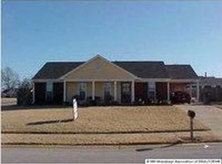 4207 Highgate Dr, Horn Lake, MS 38637