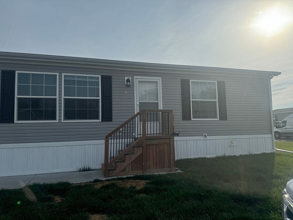 1st image of 765 Morgan Dr #765