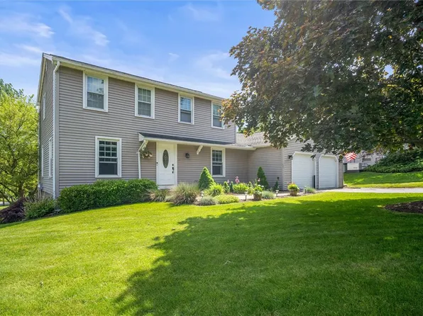 34 W Pkwy, Victor, NY 14564