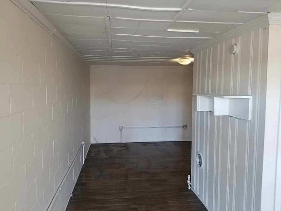 4th image of 510 6th St #7