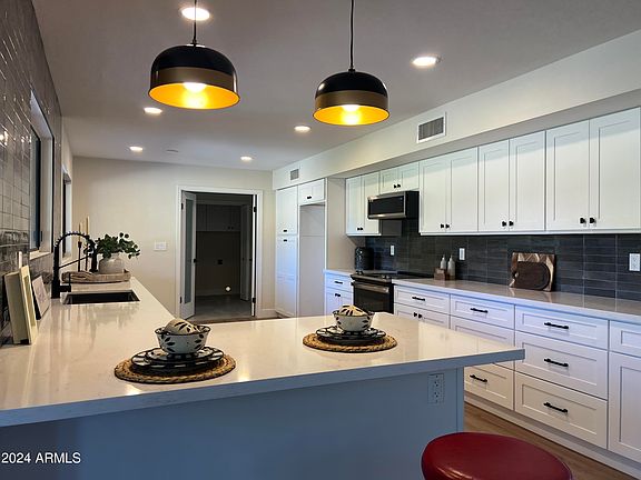 4th image of 13829 W CASA LINDA Drive