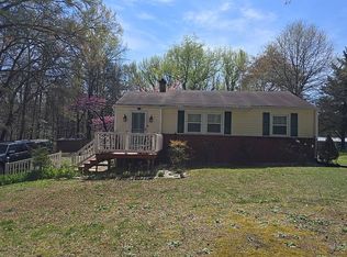 12911 Thompkins Ln, Bowie, MD 20720