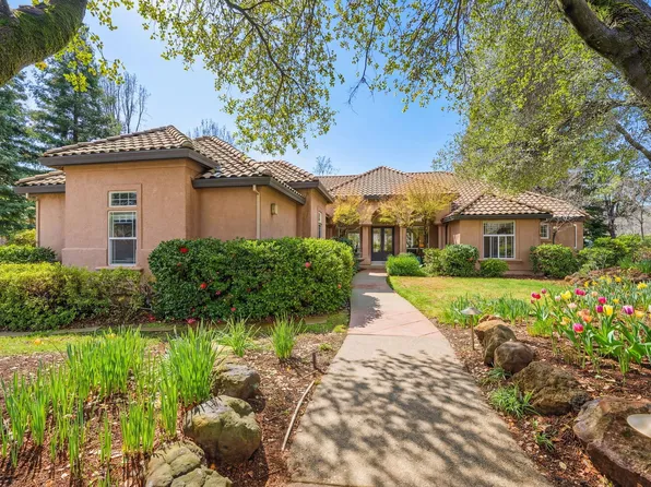 13482 Tierra Heights Rd, Redding, CA 96003