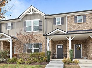 1105 Fairmont Ln, Lebanon, TN 37087