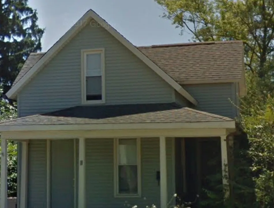 1601 Grove St