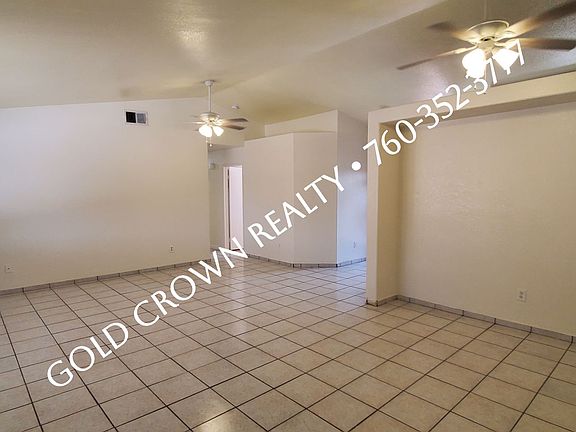 4th image of 931 Establo St