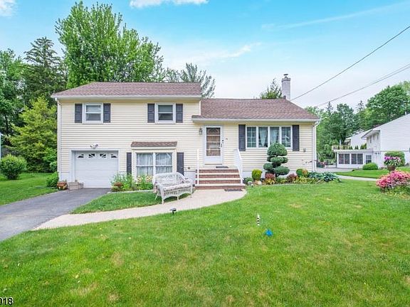 2nd image of 36 Woodland Ave