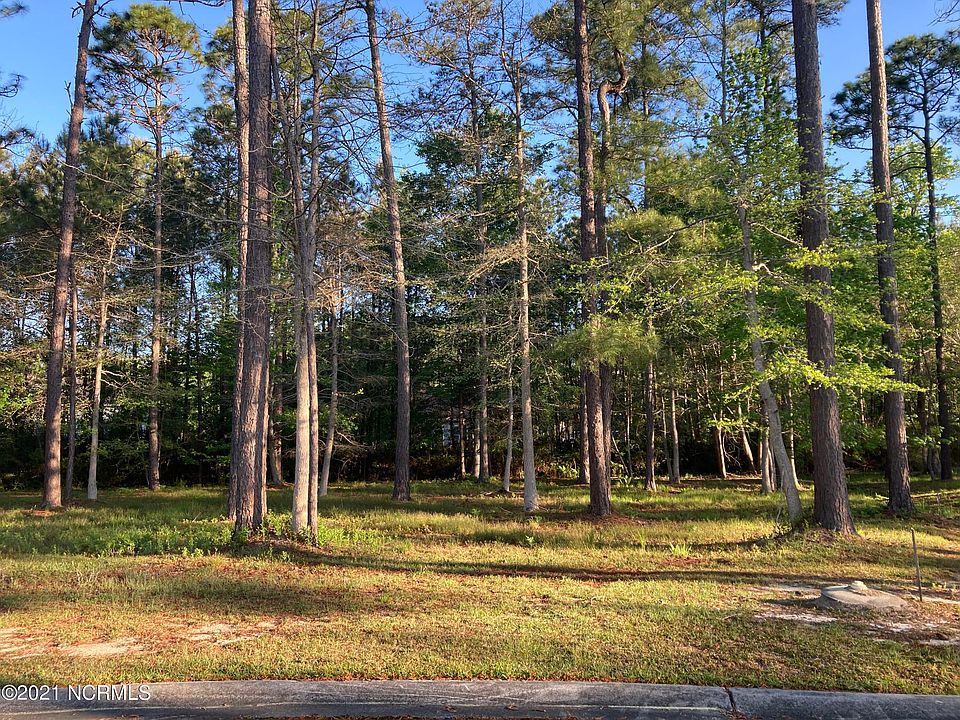 1st image of 324 River Wynd Drive