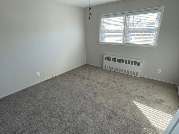 4th image of 666 Tysens Ln Floor 2