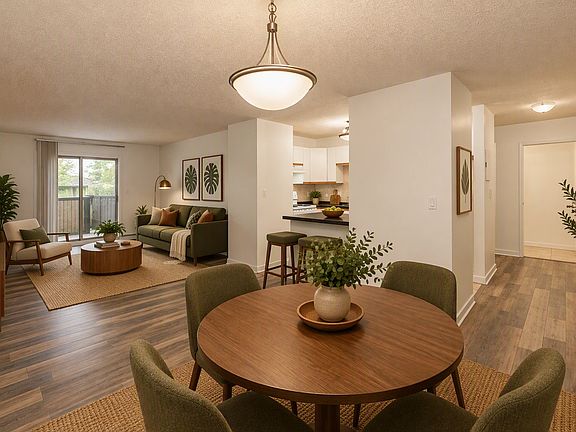 4th image of 650 Meredith Rd NE #104