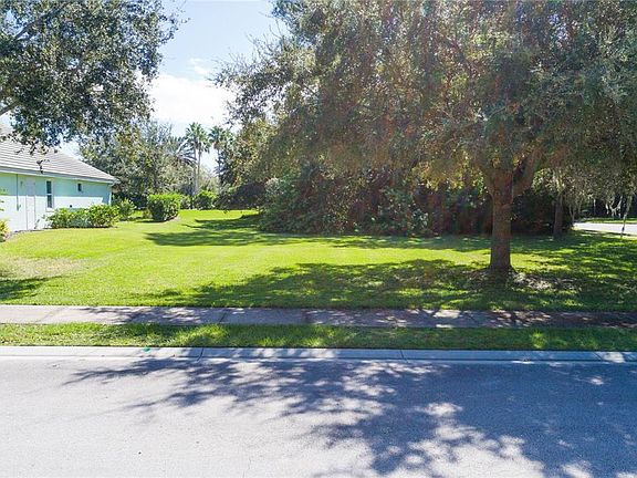 4th image of 2 HOLLY COURT LOT 10