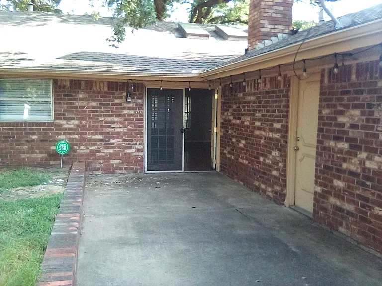 7725 NW 20th St — Photo 19