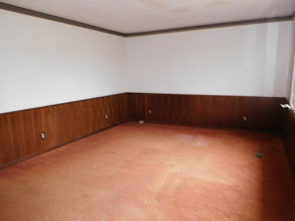 5th image of 25685 N County Road 2570 E