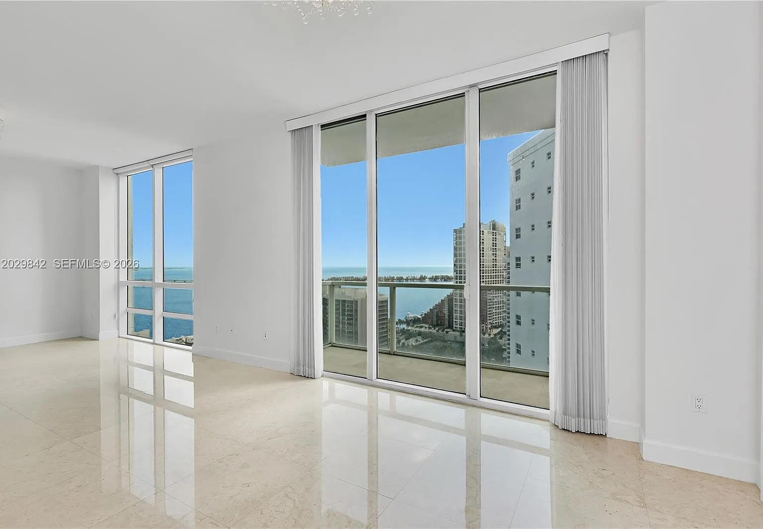 The Emerald At Brickell C — Photo 4
