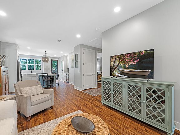 5th image of 1650 Caswell Rd