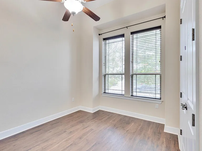 14208 Tyburn Trl — Photo 15