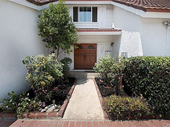 3rd image of 9235 Valjean Ave